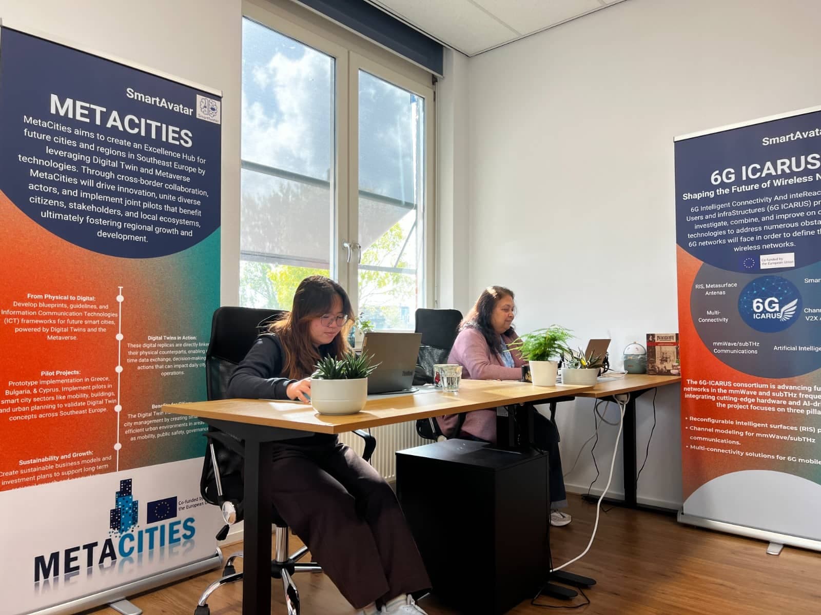 A visiting researcher at work in SmartAvatar’s Delft office